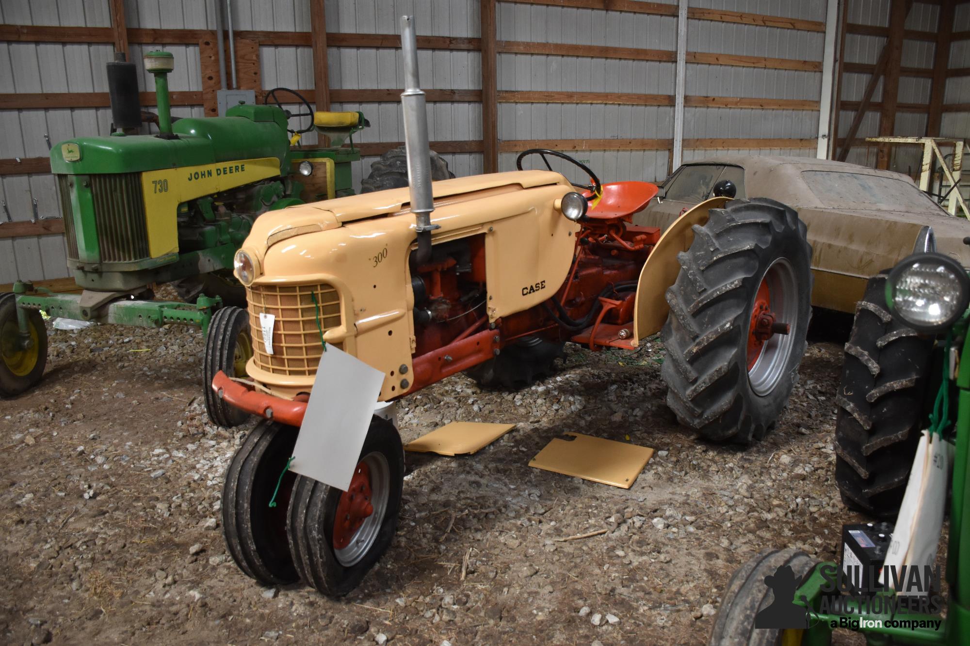 Case 300 2WD Tractor 