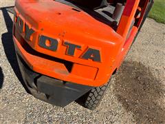 items/bf19bbe49e42ee11a81c000d3ad3feaa/toyotaforklift-19_33940f9f6f2f4c289ee7129af24a10f2.jpg