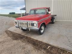 1976 Ford Ranger F150 4x4 Flatbed Pickup 