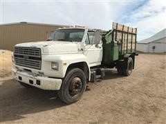 1988 Ford F700 S/A Feed Truck 
