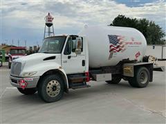2004 International 4300 S/A Propane Delivery Truck W/3,000-Gal Tank 