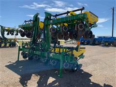 2020 John Deere 1725 12R30 Stack Fold Planter 