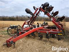 Case 5300 Nutri-Placer 15R30” Anhydrous Applicator 