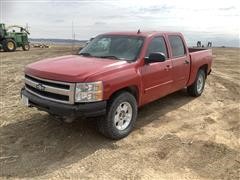 2009 Chevrolet Silverado K1500 4WD Crew Cab Pickup 