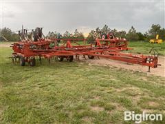 Wil-Rich Chisel Plow 