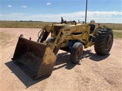 1972 Ford 4400 2WD Tractor W/Loader 