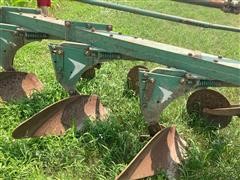 items/c03f05de0d1545a18fab5e233a4bb6fa/oliver6bottomplow-2_f39adbd1b860401689bebf7a6d325990.jpg