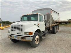 1998 International 4900 T/A Dry Bulk Fertilizer Tender Truck 