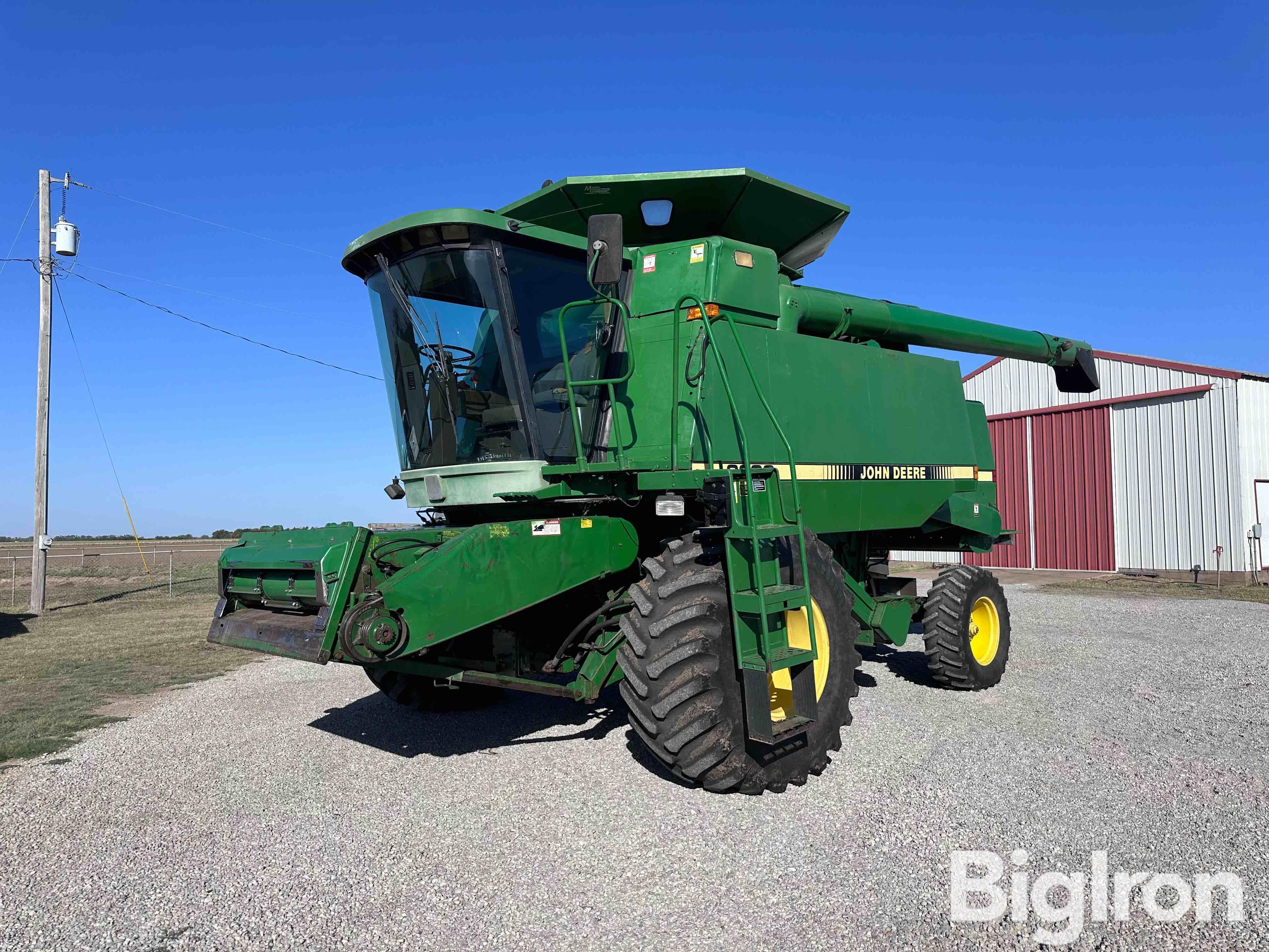 1989 John Deere 9600 2WD Combine 