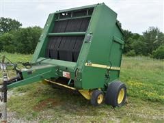 1988 John Deere 530 Round Baler 