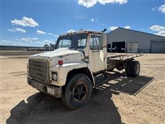 1984 International S1900 S/A Flatbed Truck 