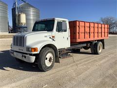2001 International 4700 S/A Grain Truck 
