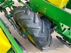 items/c10d7169d57fec11b8210003fff90bee/johndeere1720maxemergexp3-pt12r30planter_e0ee21a57f8948218dc811f3c198678c.jpg