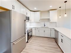 Justin-Hubbs-BigIron-Presents-2910-Aaron-Ave-Virtual-Tour-Kitchen.jpg