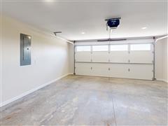 Justin-Hubbs-BigIron-Presents-2910-Aaron-Ave-Virtual-Tour-Garage.jpg