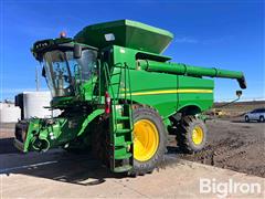 2016 John Deere S680 2WD Combine 