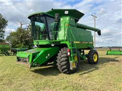 1989 John Deere 9500 4WD Combine 