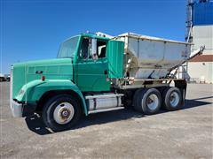 1992 Freightliner FLC112 T/A Dry Fertilizer Tender Truck 