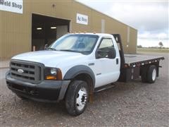 2007 Ford F550 Super Duty 2WD Flatbed Truck 