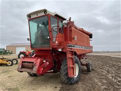 1979 International 1440 2WD Axial Flow Combine 