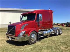 2009 Volvo VNL T/A Sleeper Truck Tractor 