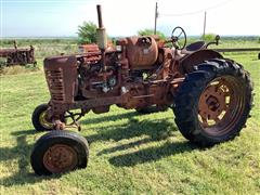 1956 International 400 2WD Tractor 