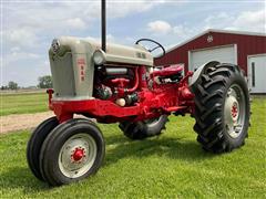 Ford 960 2WD Tractor 