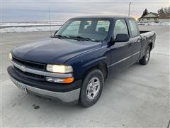2002 Chevrolet C1500 2WD Extended Cab Pickup 