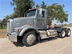 1995 Kenworth T800 T/A Truck Tractor 