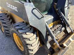 items/c41676da82a5ed119ac40003fff922e3/johndeere324gskidsteer_75848f2da5eb421dbfa4bb9884ecf47c.jpg