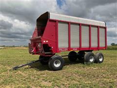 Miller PRO 5200 Forage Wagon 