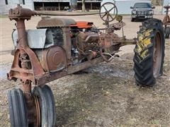Farmall F-20 2WD Tractor (INOPERABLE - For Parts Only) 