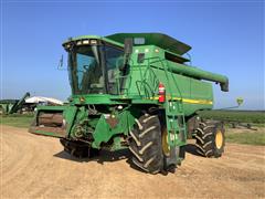 2005 John Deere 9660 STS 4WD Combine 