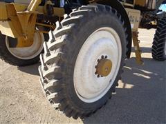 items/c5270cac36d4492b9b5641ef31266707/rogator1074cdryfertilizerspreader_77da74731caf48d291b4ab4bfe3cf062.jpg