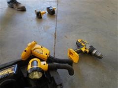 items/c541177f6b2aed1197b00003fff934d4/dewalt18voltpowertoolset_a5f1684b67d04ca29bbaeab037d96fd4.jpg