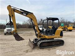 2001 Caterpillar 304.5 Mini Excavator 