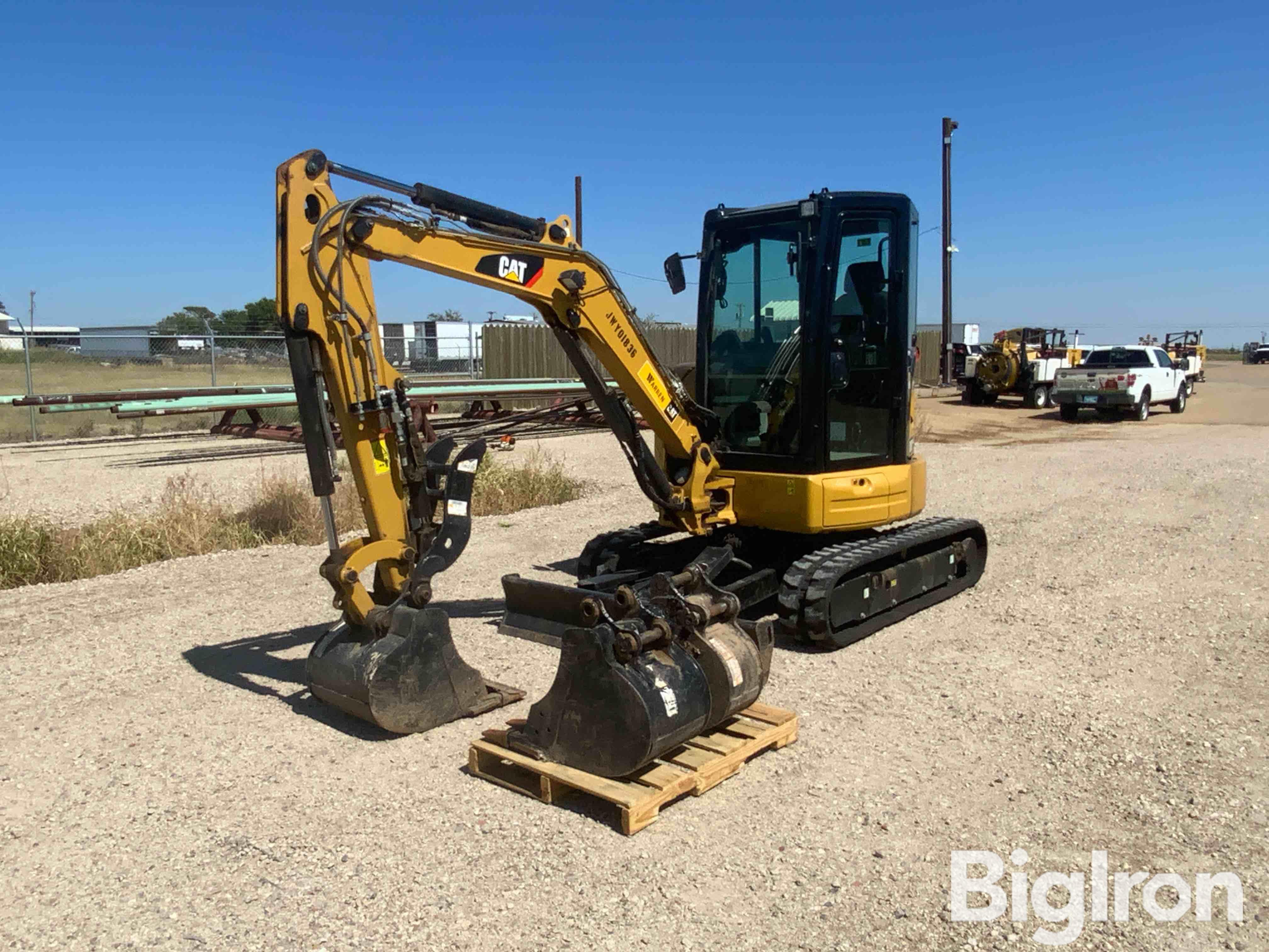 2016 Caterpillar 303.5E2 Excavator 