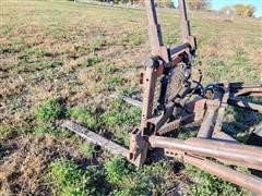 items/c5a47dd57d3bec11a3ee0003fff903d6/1949farmallinternationalharvesterm2wdtractorwloader_d9f195b9398c427eb92843f1b0842f66.jpg