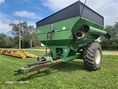 Unverferth Brent 670 Grain Cart 
