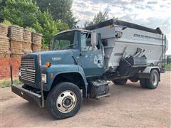 1994 Ford LN8000 S/A Feed Truck W/Knight 4052 Botec Box 