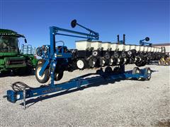 2011 Kinze 3600 16/31 Planter 