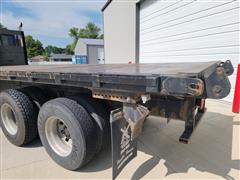 items/c5fbc8803327ee11a81c000d3ad3f876/2009international7000taflatbedtruck_84f2bad61ef243af8eccd711118a0efc.jpg