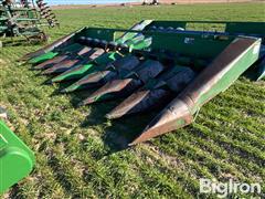 John Deere 843 8R30" Corn Head 