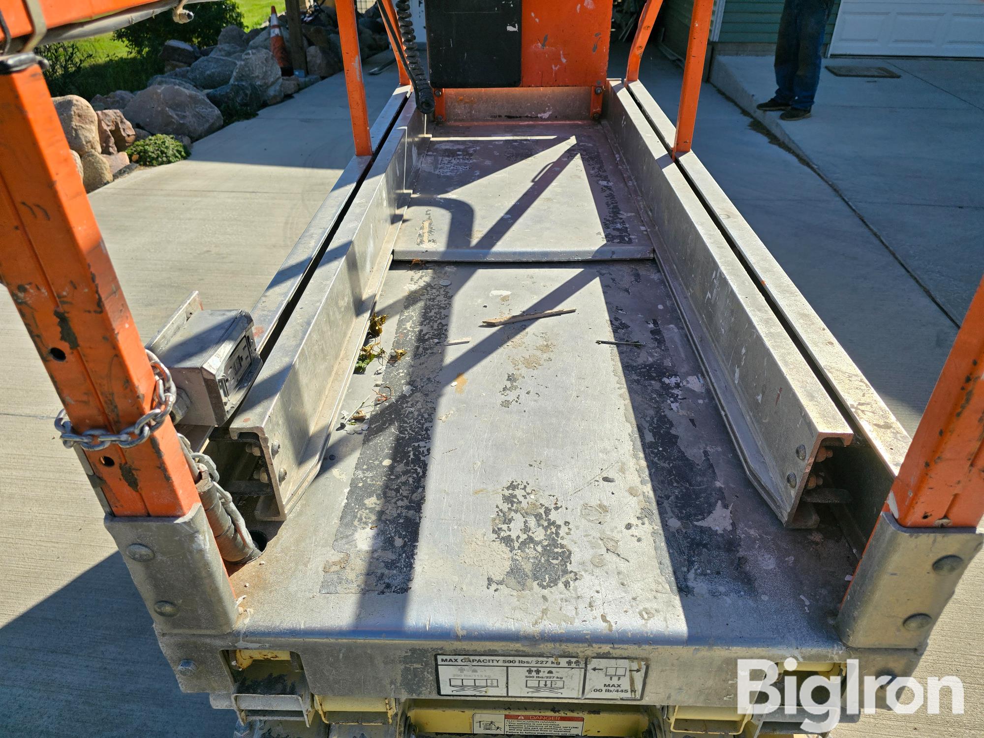 items/c6544919757aef11a4e57c1e52426949/2005jlg1930eselectricscissorlift_2a123c7840ed42b690fcf5662f61282a.jpg