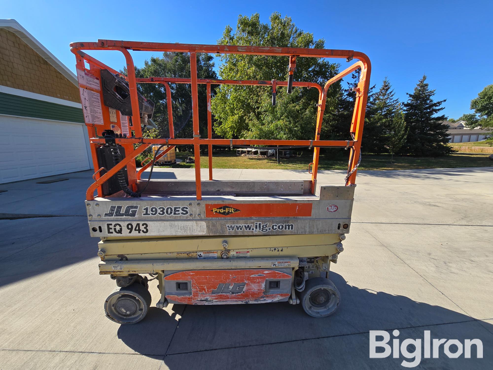 items/c6544919757aef11a4e57c1e52426949/2005jlg1930eselectricscissorlift_8dc8e8e7fb574e60b2e2dbb21e0bedab.jpg