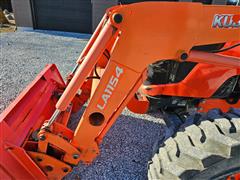 items/c6b635e7498bee11a81c6045bd4a636e/kubotam7060dcompactutilitytractorwloader_d70d59938aa14287814b127069df72dc.jpg