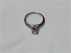 items/c743049e0c57ec11a3ee0003fff90bee/diamondengagementring_f0d808a63c914e86ba2d68cde13fbf7f.jpg