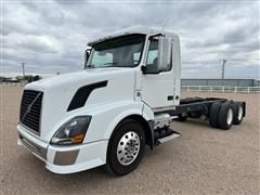 2009 Volvo VNL T/A Cab & Chassis 