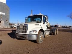 2004 Freightliner M2-112MD T/A Truck Tractor 