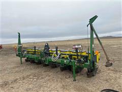 John Deere 1700 MaxEmerge Plus 8R30 Planter 